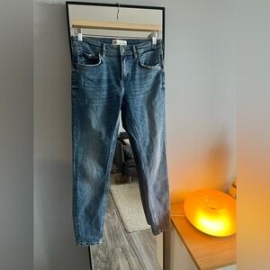 ZARA Mid Rise Skinny Jeans